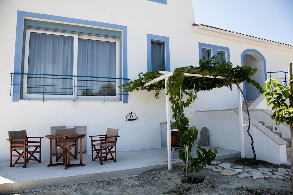 Romanos XI Xi Beach Buitenkant foto